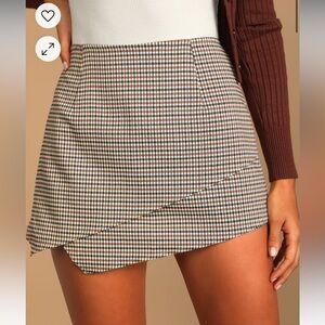 Lulus checkered skort size small never worn
